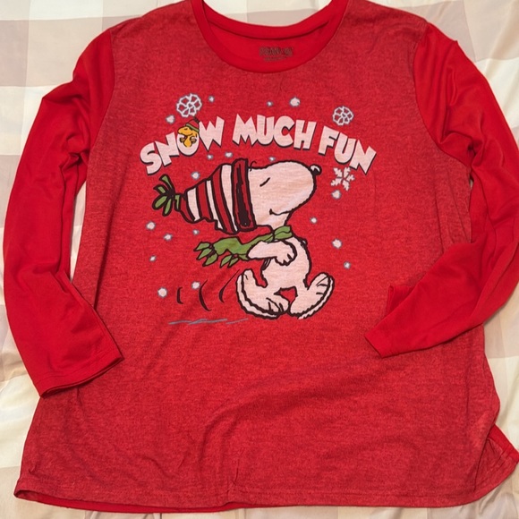 Women’s Snoopy Winter Pajamas - Picture 2 of 6